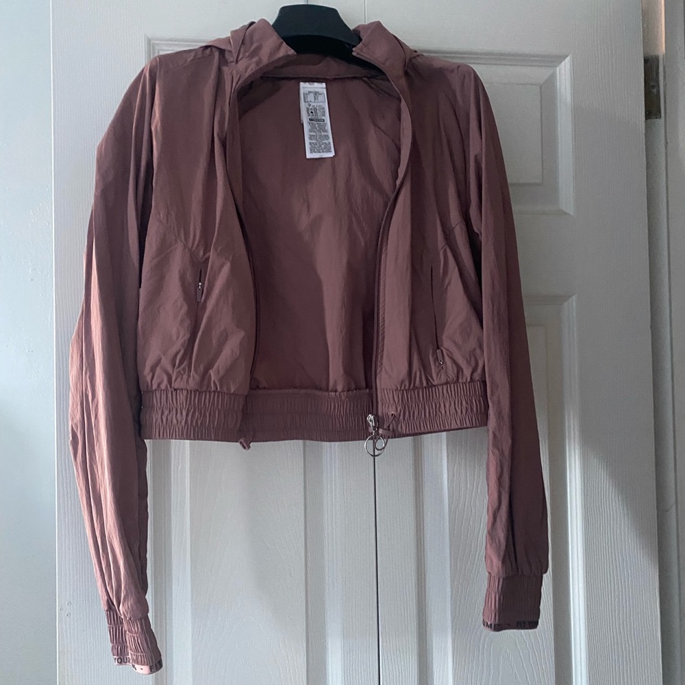 Declathon cropped windbreaker